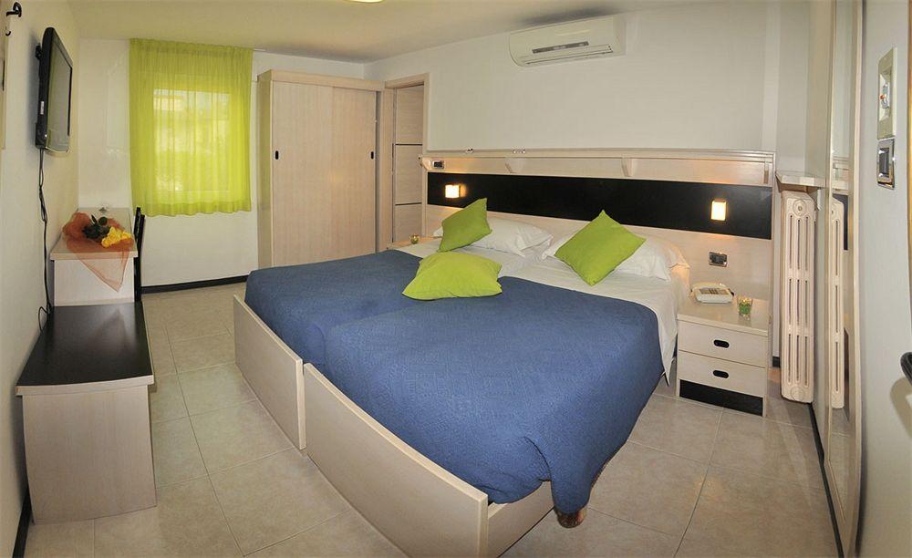 קלדונאצו Albergo Alla Torre מראה חיצוני תמונה